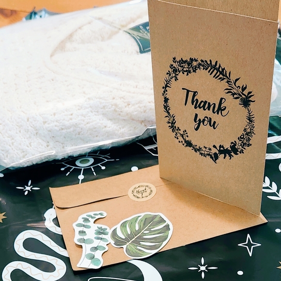 NWT Angel Aurora, Howlite, sphere, crystals, metaphysical, sage, Tarot, jewe… - Picture 5 of 6